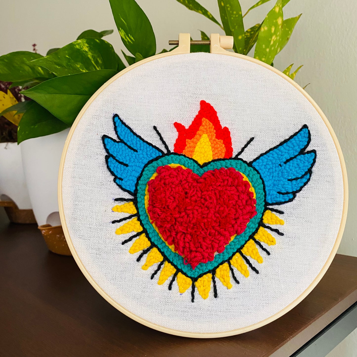13/06-Corazón Punch Needle